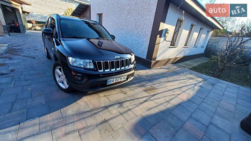 Внедорожник / Кроссовер Jeep Compass 2011 в Кропивницком