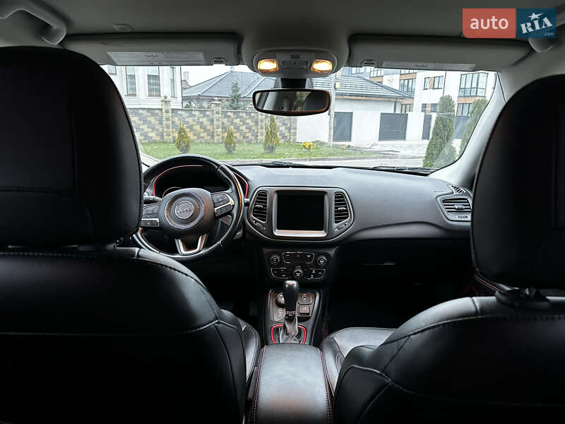 Внедорожник / Кроссовер Jeep Compass 2019 в Ровно