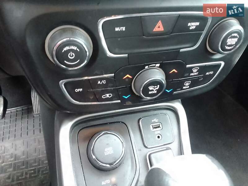 Внедорожник / Кроссовер Jeep Compass 2017 в Черкассах