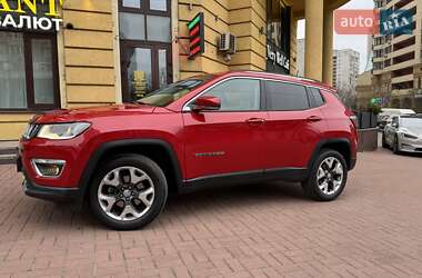 Внедорожник / Кроссовер Jeep Compass 2018 в Киеве