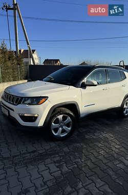 Позашляховик / Кросовер Jeep Compass 2017 в Чернівцях