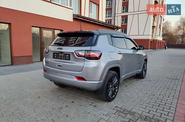 Внедорожник / Кроссовер Jeep Compass 2022 в 