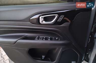 Внедорожник / Кроссовер Jeep Compass 2022 в 