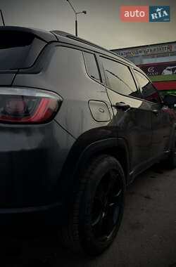 Внедорожник / Кроссовер Jeep Compass 2018 в Терновке