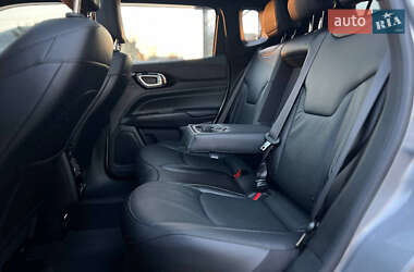 Внедорожник / Кроссовер Jeep Compass 2022 в 