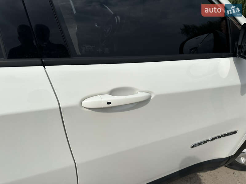 Позашляховик / Кросовер Jeep Compass 2020 в Миколаєві