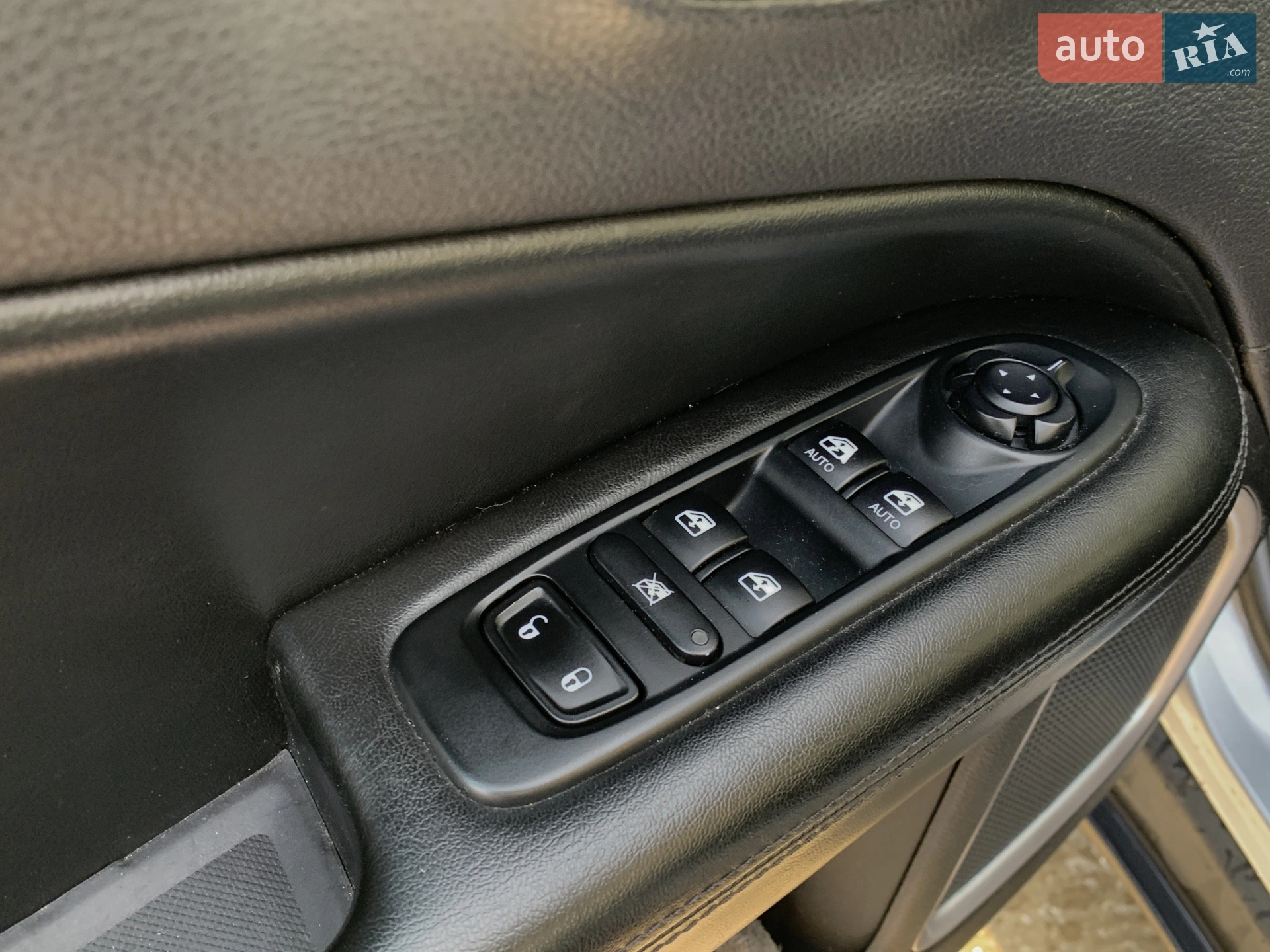 2018 Jeep Compass - мініатюра 11