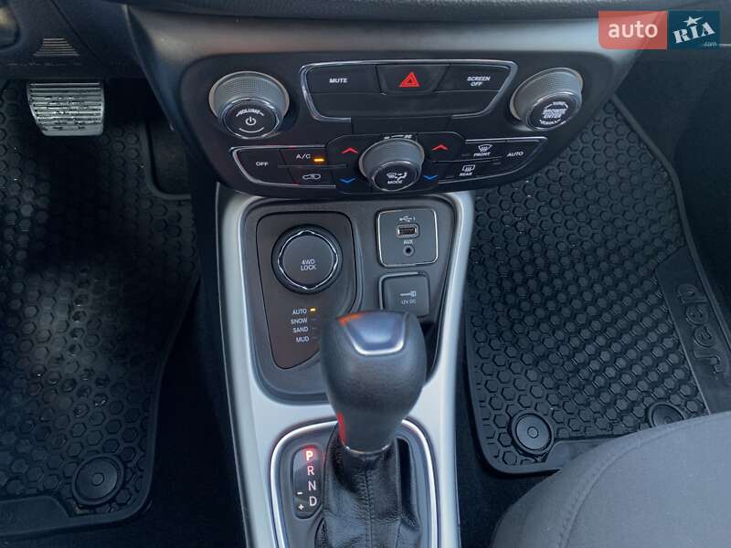 Внедорожник / Кроссовер Jeep Compass 2020 в Каменец-Подольском