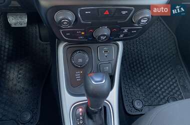 Внедорожник / Кроссовер Jeep Compass 2020 в 