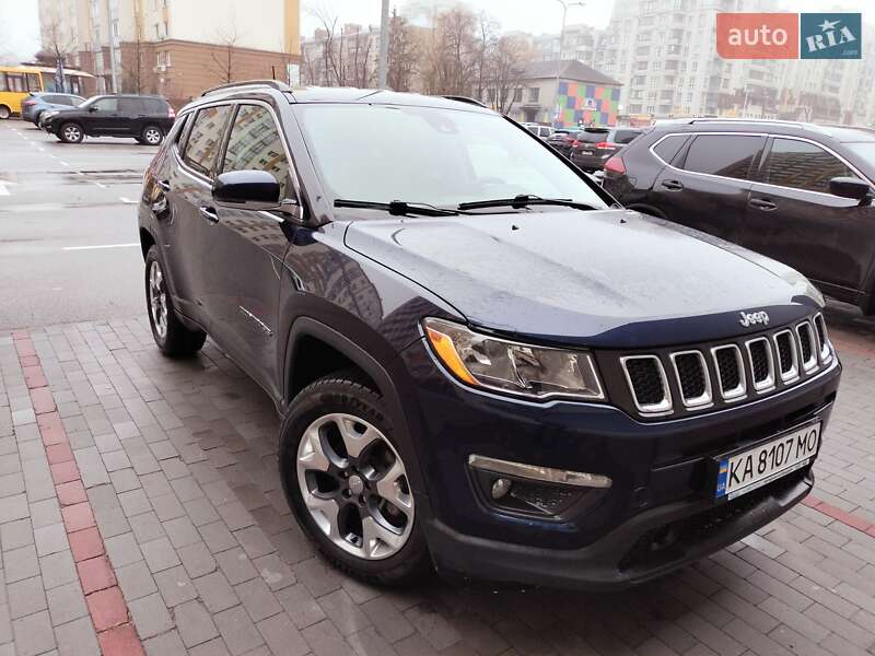 Внедорожник / Кроссовер Jeep Compass 2020 в Киеве