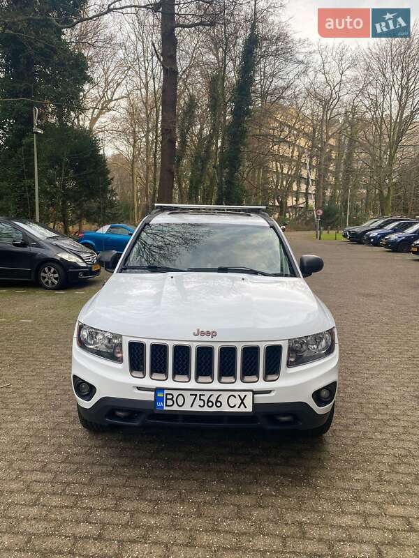 Внедорожник / Кроссовер Jeep Compass 2016 в Кременце