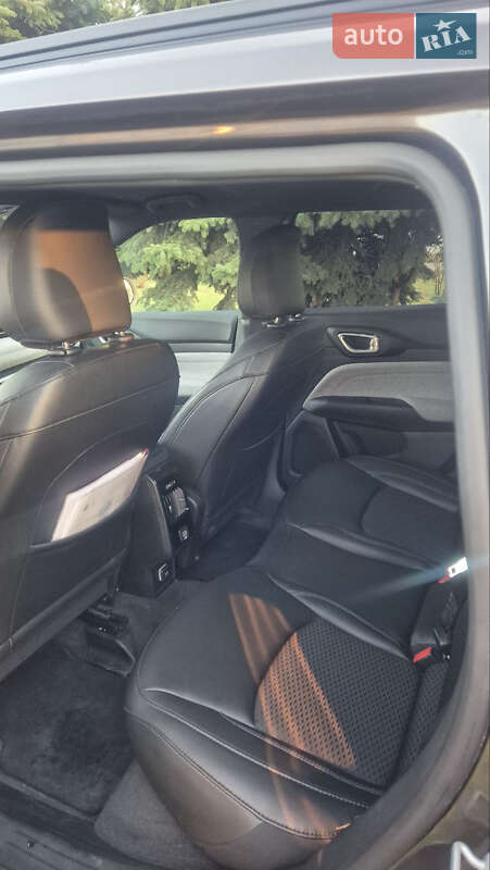 Позашляховик / Кросовер Jeep Compass 2023 в Дніпрі