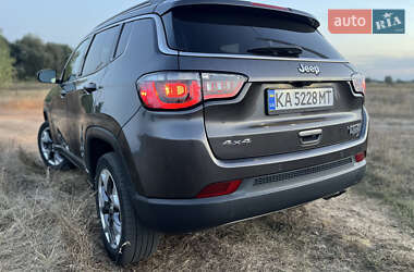 Внедорожник / Кроссовер Jeep Compass 2020 в 