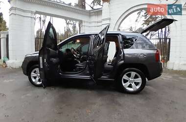 Позашляховик / Кросовер Jeep Compass 2015 в Києві