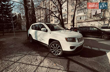 Внедорожник / Кроссовер Jeep Compass 2016 в Киеве