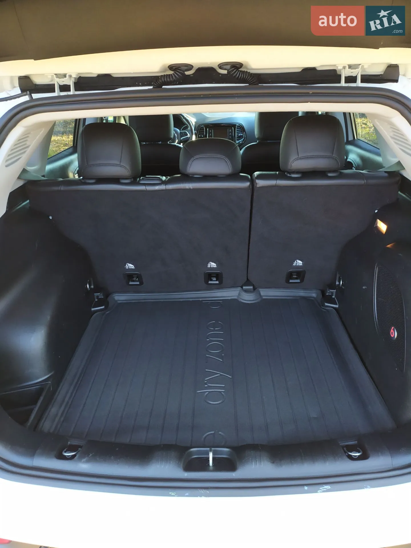 2018 Jeep Compass - мініатюра 11
