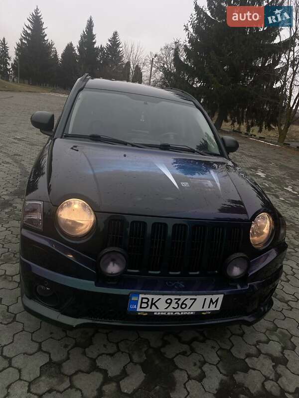 Внедорожник / Кроссовер Jeep Compass 2008 в Дубно