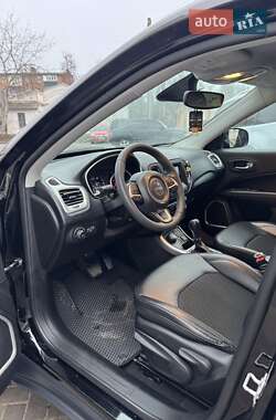 Внедорожник / Кроссовер Jeep Compass 2020 в 