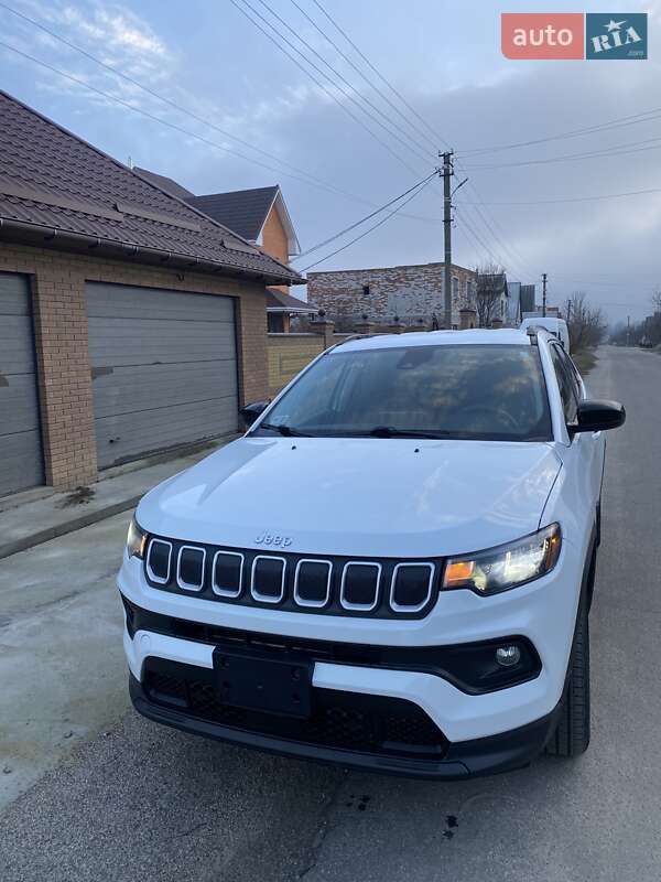 Внедорожник / Кроссовер Jeep Compass 2022 в 