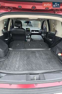 Внедорожник / Кроссовер Jeep Compass 2014 в 