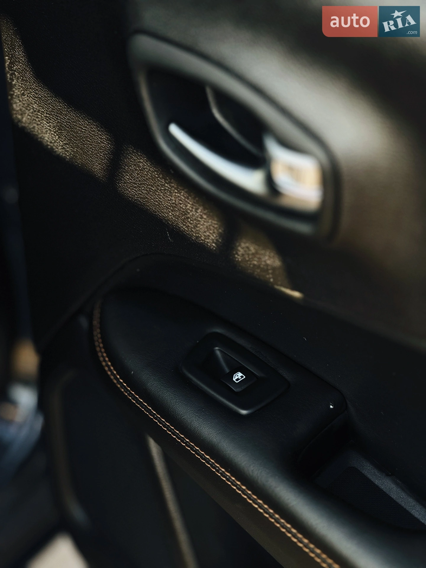 2017 Jeep Compass - мініатюра 27
