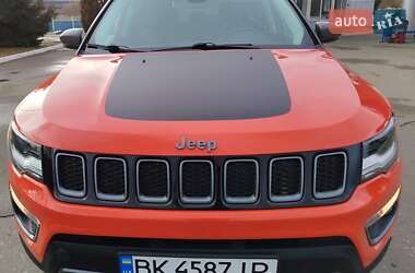Внедорожник / Кроссовер Jeep Compass 2019 в 
