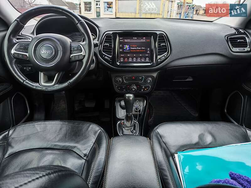 Внедорожник / Кроссовер Jeep Compass 2017 в Никополе