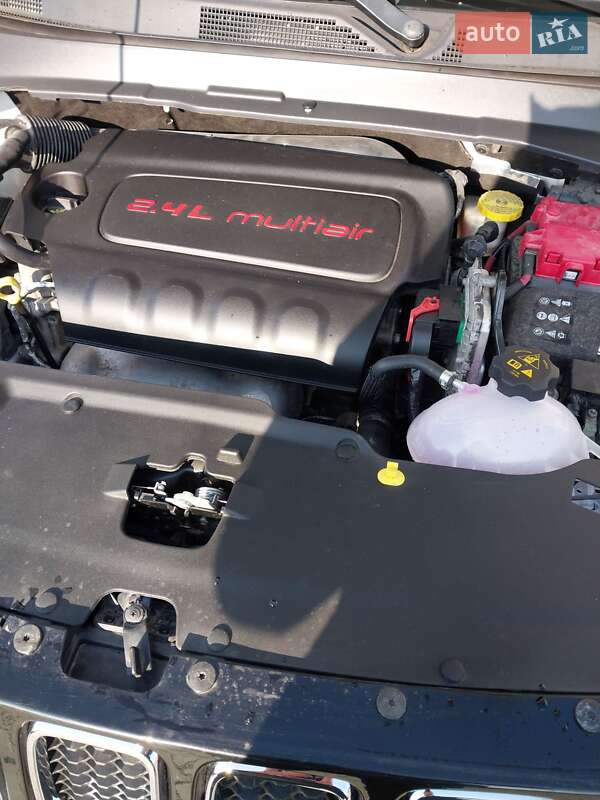 Внедорожник / Кроссовер Jeep Compass 2018 в Киеве фото 16 Внедорожник / Кроссовер Jeep Compass 2018 в Киеве