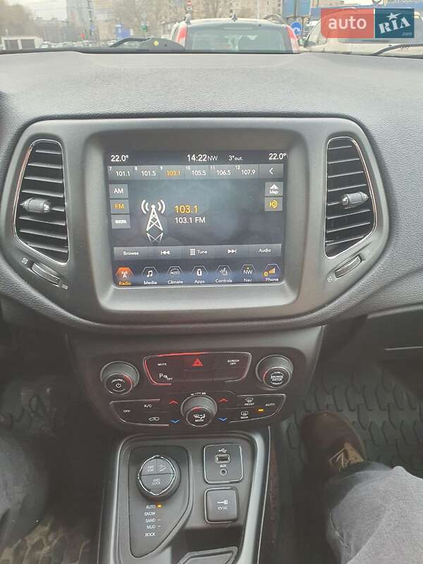 Внедорожник / Кроссовер Jeep Compass 2017 в Киеве фото 13 Внедорожник / Кроссовер Jeep Compass 2017 в Киеве