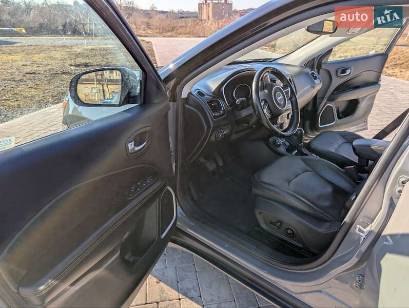 Внедорожник / Кроссовер Jeep Compass 2021 в Здолбунове