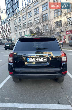 Внедорожник / Кроссовер Jeep Compass 2014 в Киеве