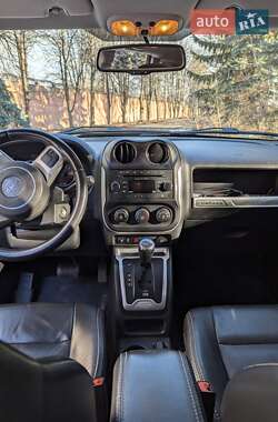 Внедорожник / Кроссовер Jeep Compass 2014 в 