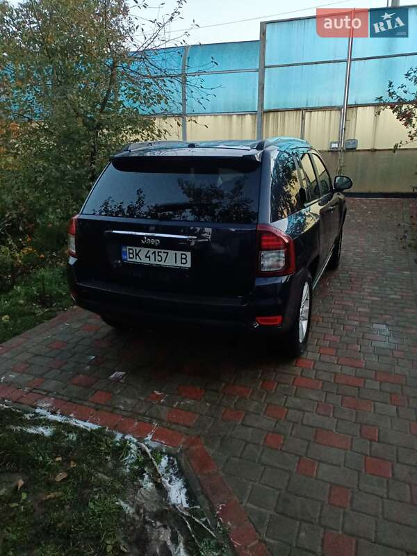 Внедорожник / Кроссовер Jeep Compass 2013 в Ровно