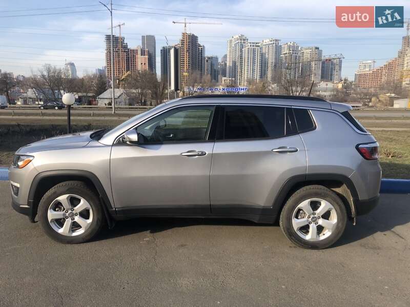 Внедорожник / Кроссовер Jeep Compass 2018 в Киеве