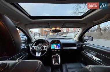 Внедорожник / Кроссовер Jeep Compass 2014 в 