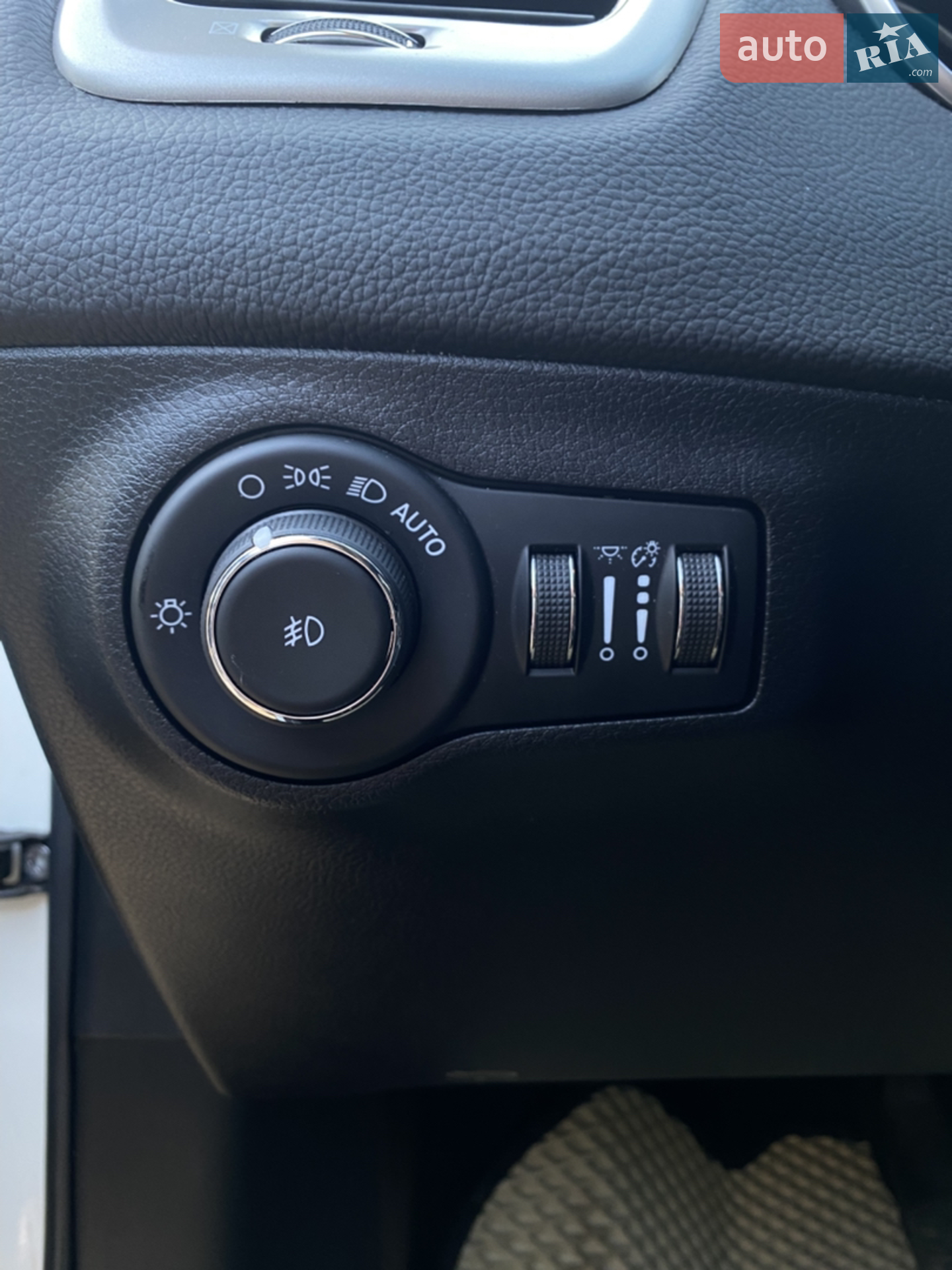 2020 Jeep Compass - мініатюра 18