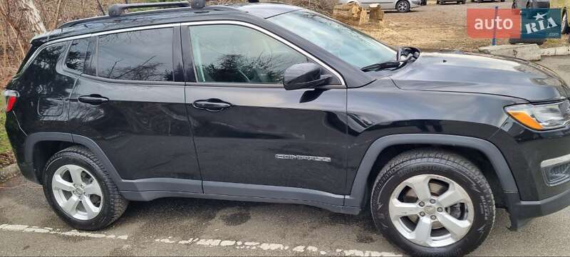 Внедорожник / Кроссовер Jeep Compass 2018 в Киеве
