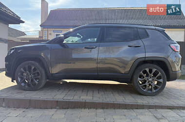 Внедорожник / Кроссовер Jeep Compass 2021 в 