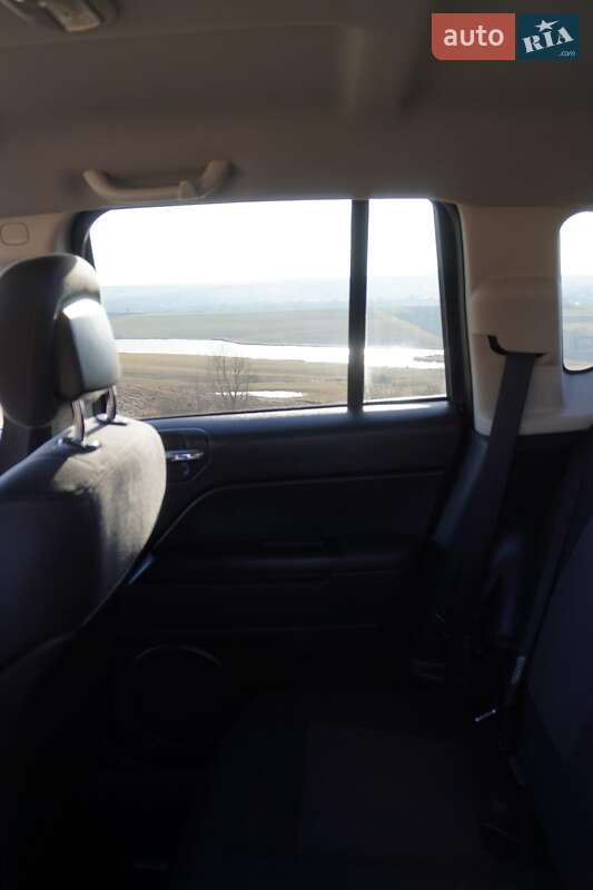 Внедорожник / Кроссовер Jeep Compass 2011 в Черновцах