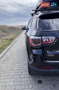 Внедорожник / Кроссовер Jeep Compass 2022 в 