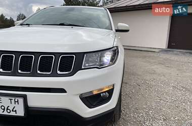 Внедорожник / Кроссовер Jeep Compass 2019 в 