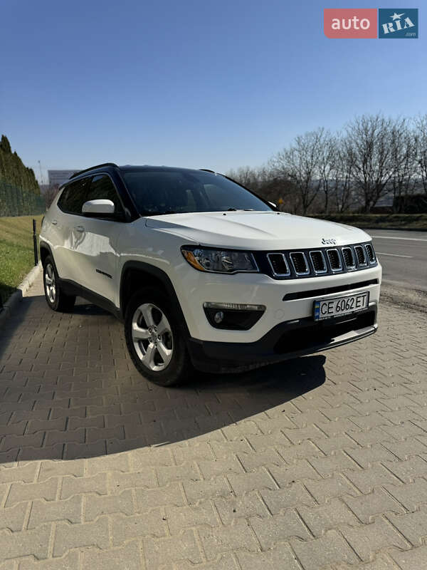 Внедорожник / Кроссовер Jeep Compass 2017 в Черновцах