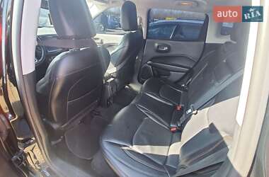 Позашляховик / Кросовер Jeep Compass 2017 в 