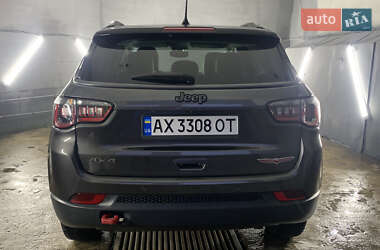 Позашляховик / Кросовер Jeep Compass 2020 в 