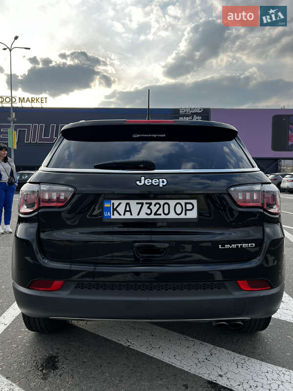 Внедорожник / Кроссовер Jeep Compass 2019 в Киеве