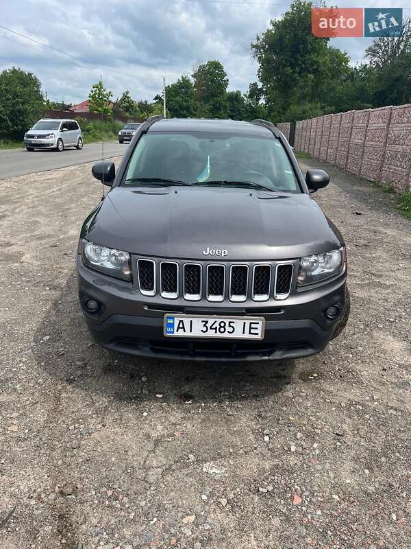 Внедорожник / Кроссовер Jeep Compass 2014 в Киеве