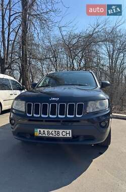 Позашляховик / Кросовер Jeep Compass 2011 в 