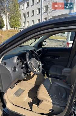 Позашляховик / Кросовер Jeep Compass 2011 в 