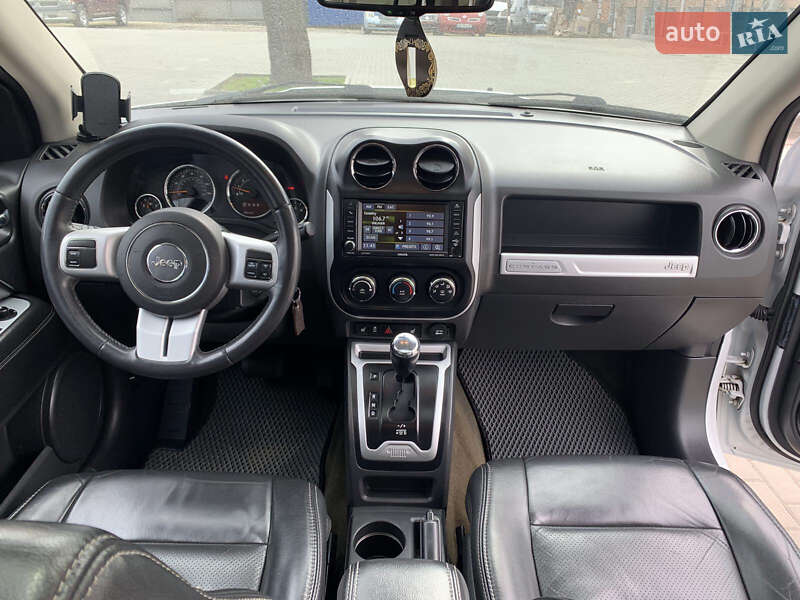 Внедорожник / Кроссовер Jeep Compass 2016 в Кропивницком
