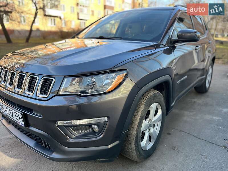 Внедорожник / Кроссовер Jeep Compass 2018 в 